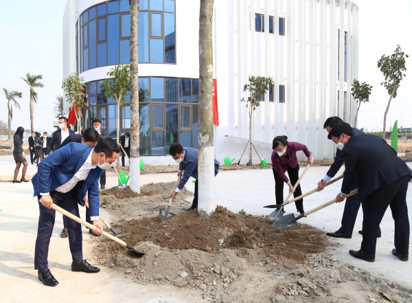 Viglacera phát động Tết trồng cây Xuân Tân Sửu năm 2021